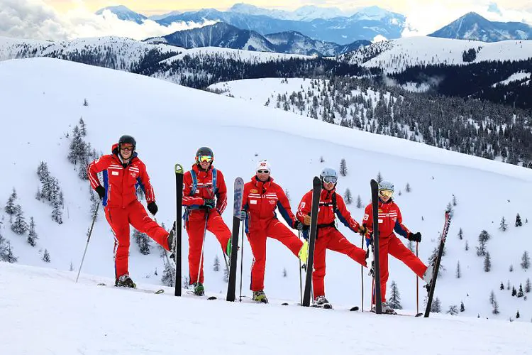 Team di maestri in pista